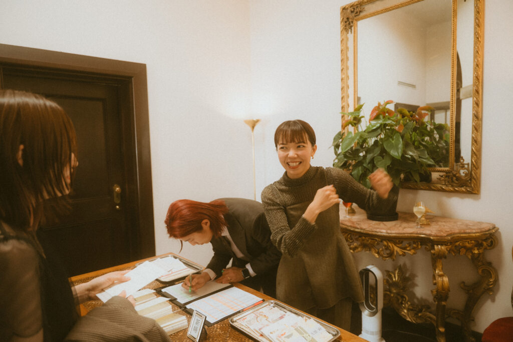 【フィルムレタッチ】2025年5月 東京都 洋館の当日フォト撮影事例の撮影事例